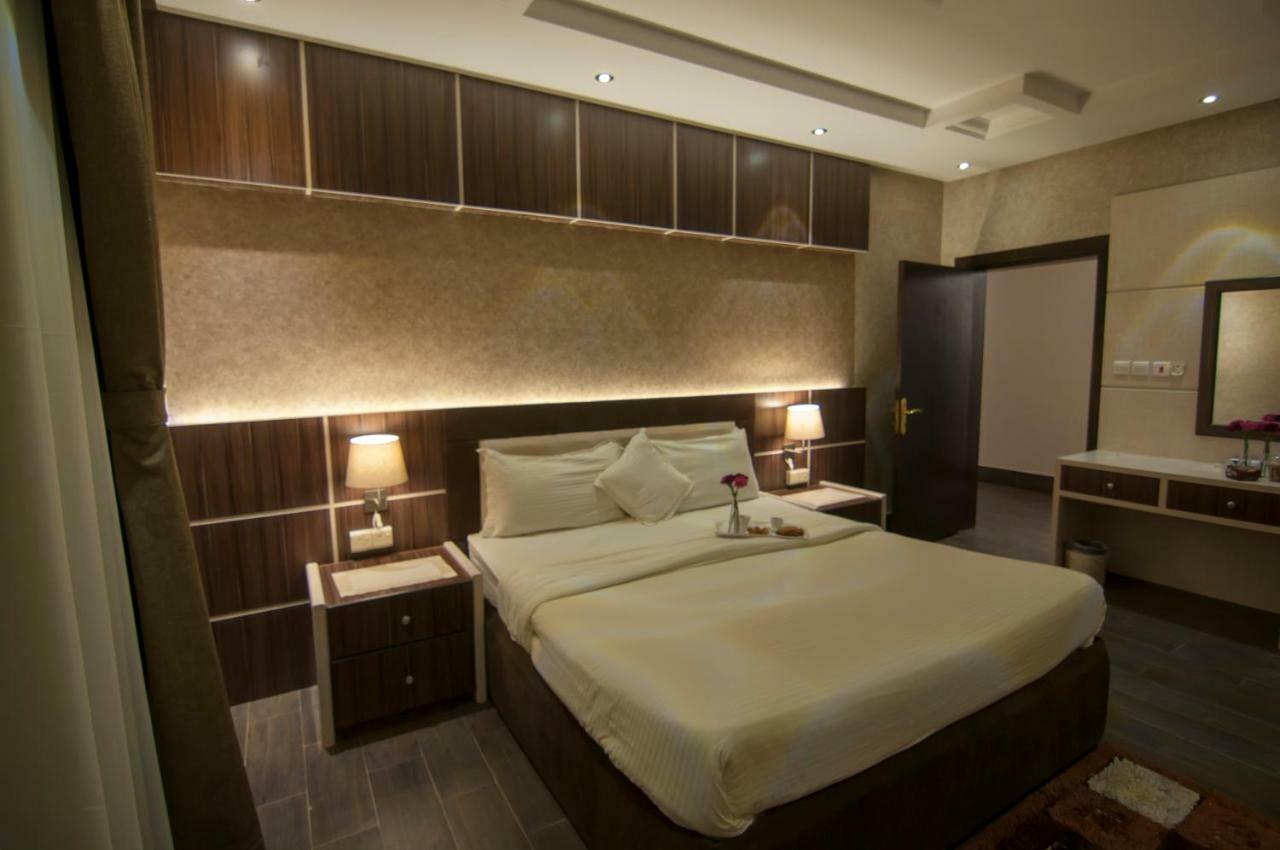 Elite Suites Hotel - Al Muruj Riadh Exterior foto