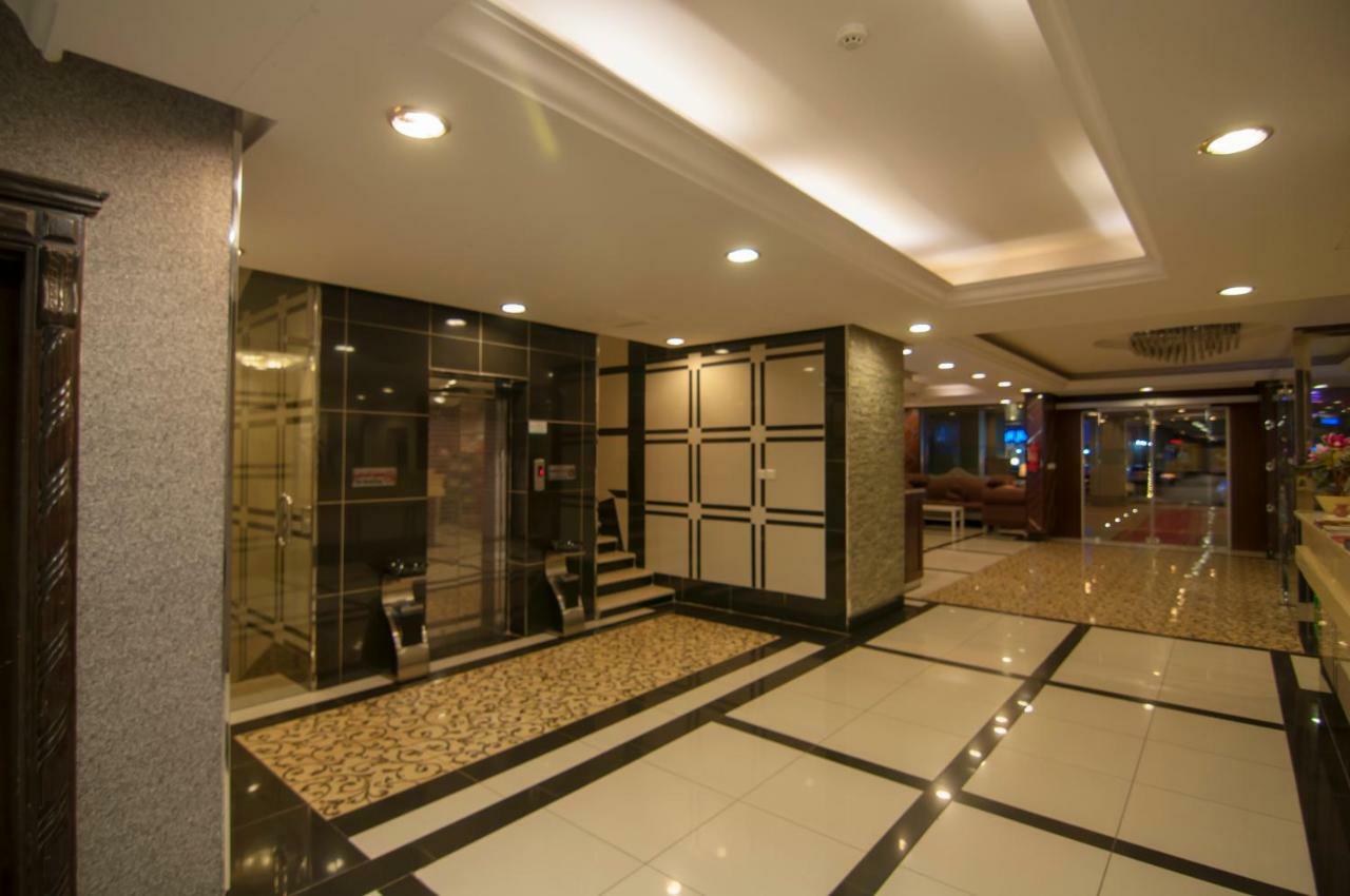 Elite Suites Hotel - Al Muruj Riadh Exterior foto