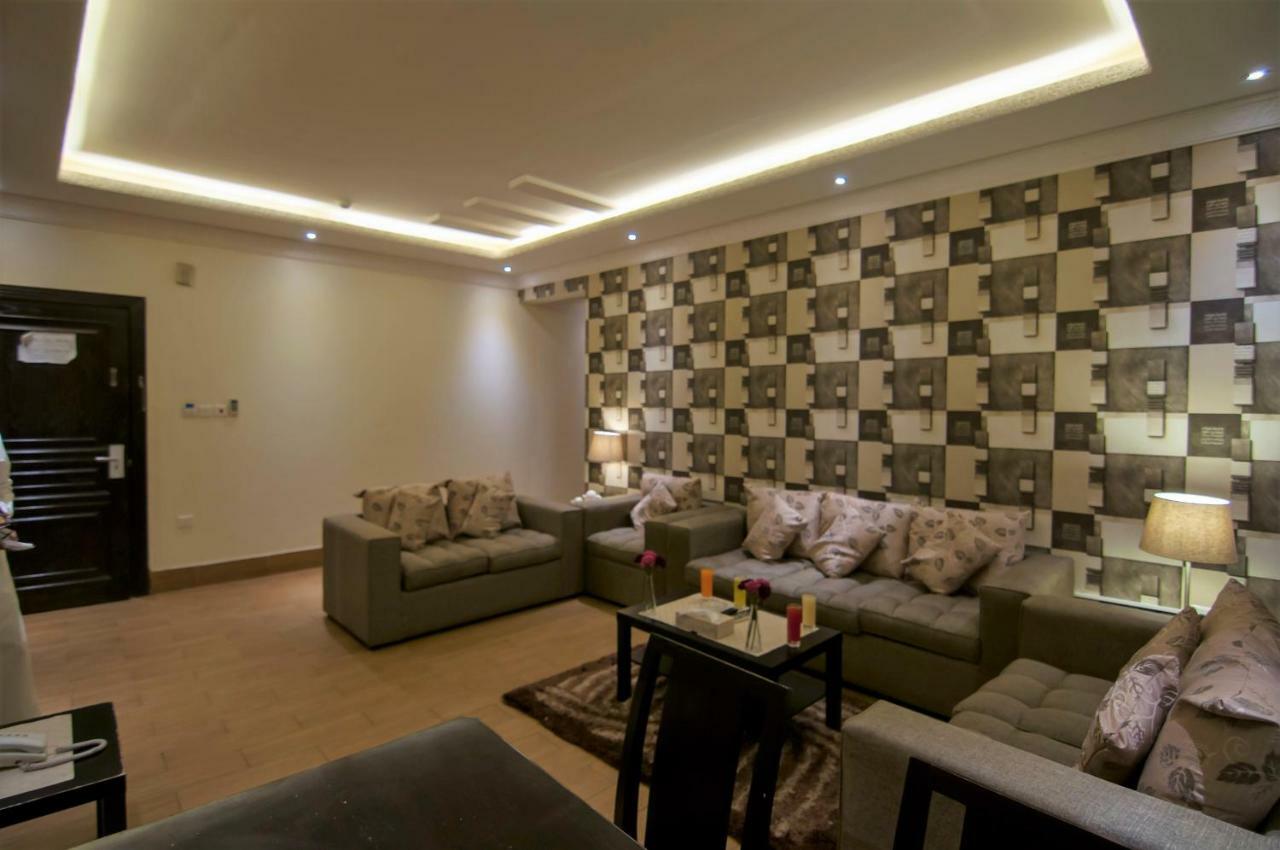 Elite Suites Hotel - Al Muruj Riadh Exterior foto
